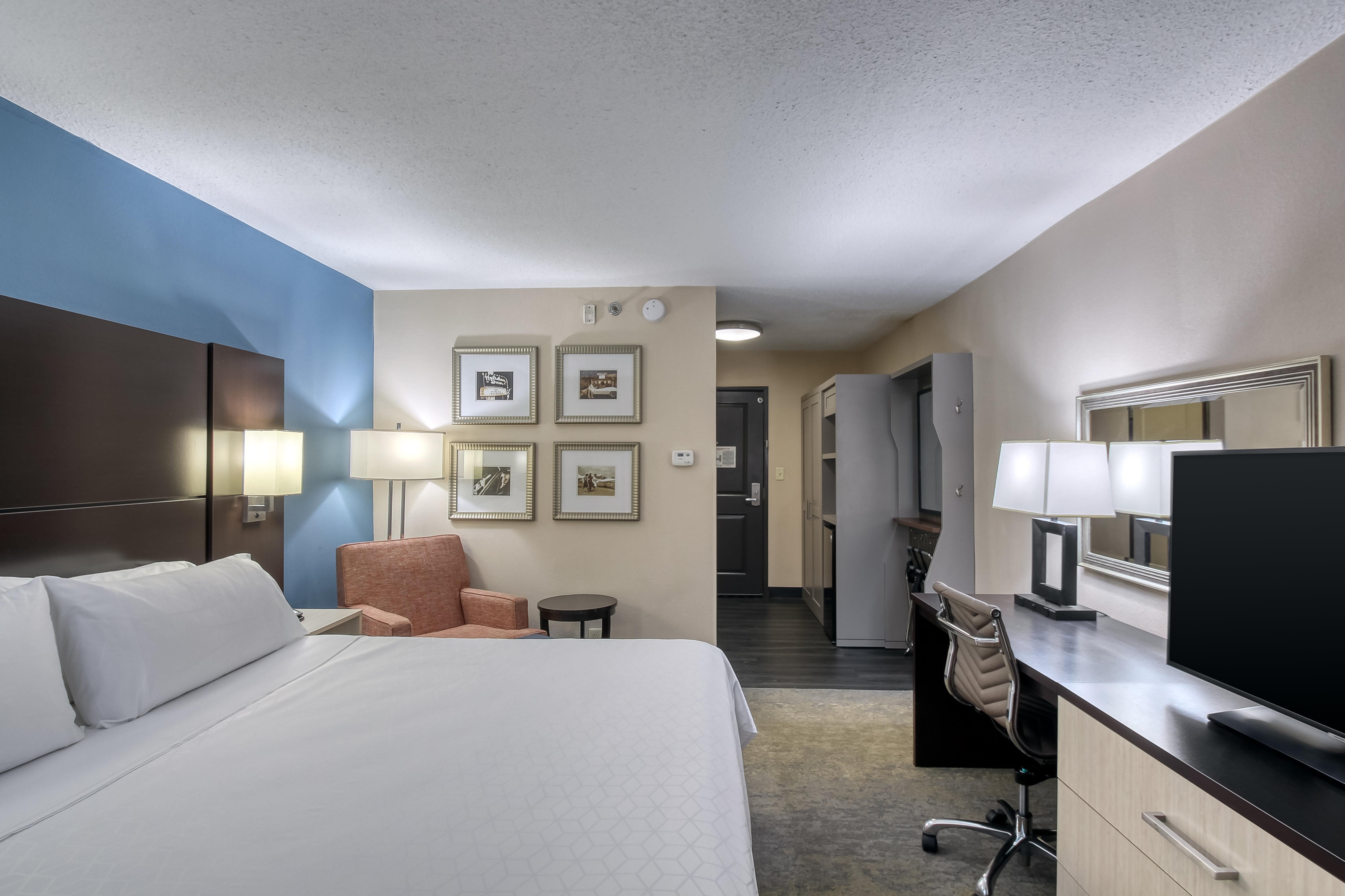 College Park Holiday Inn & Suites Atlanta Airport North By Ihg מראה חיצוני תמונה