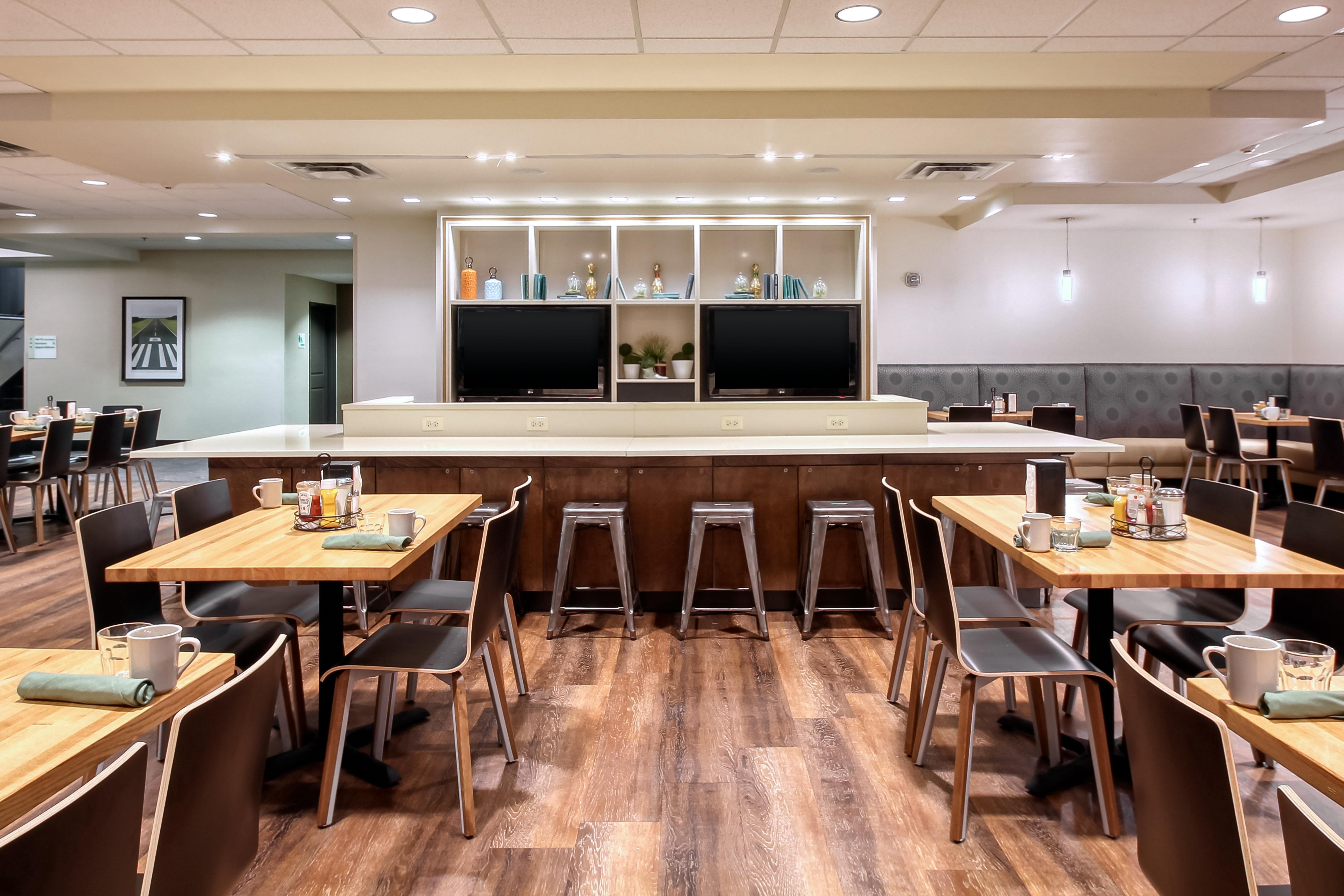 College Park Holiday Inn & Suites Atlanta Airport North By Ihg מראה חיצוני תמונה