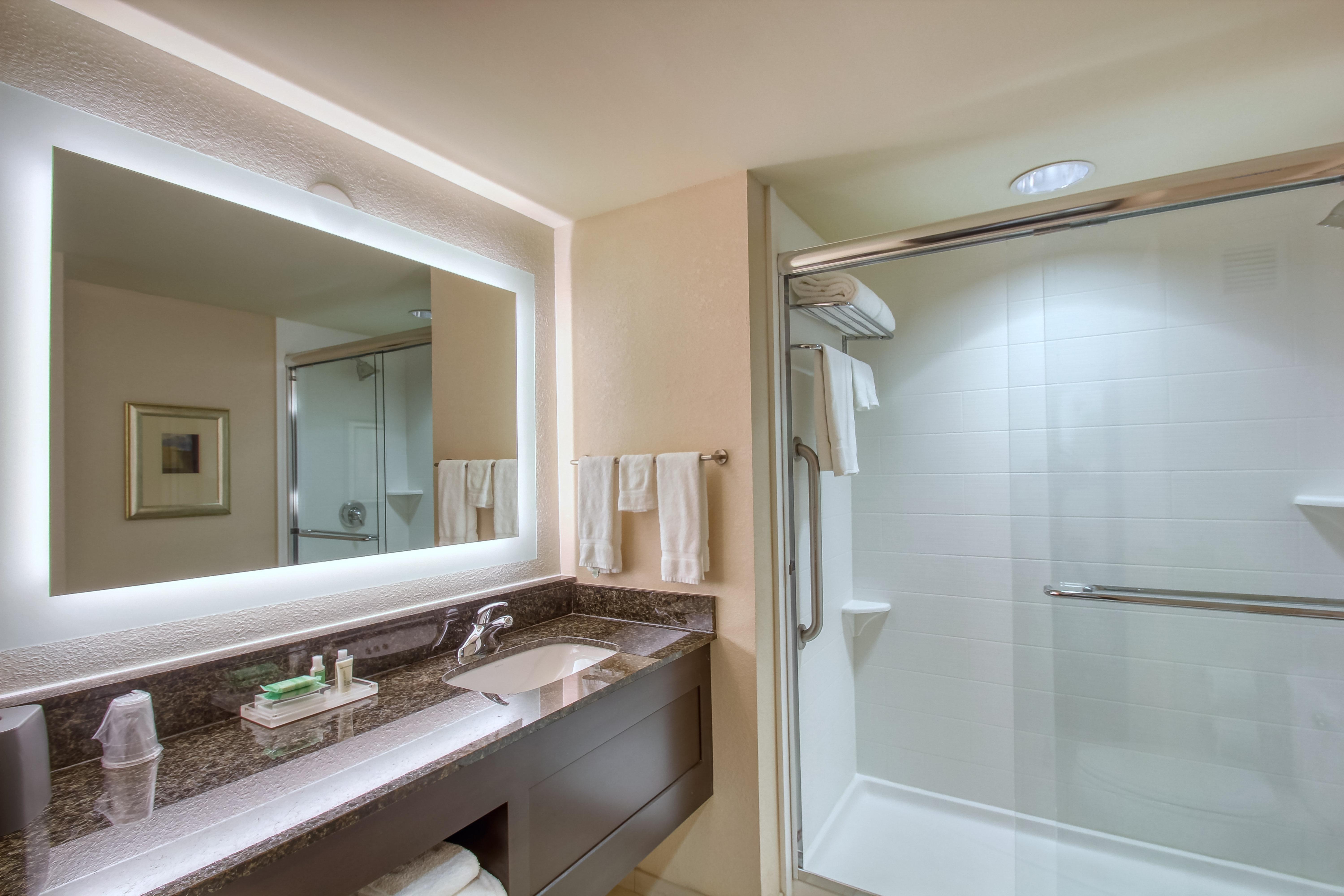 College Park Holiday Inn & Suites Atlanta Airport North By Ihg מראה חיצוני תמונה